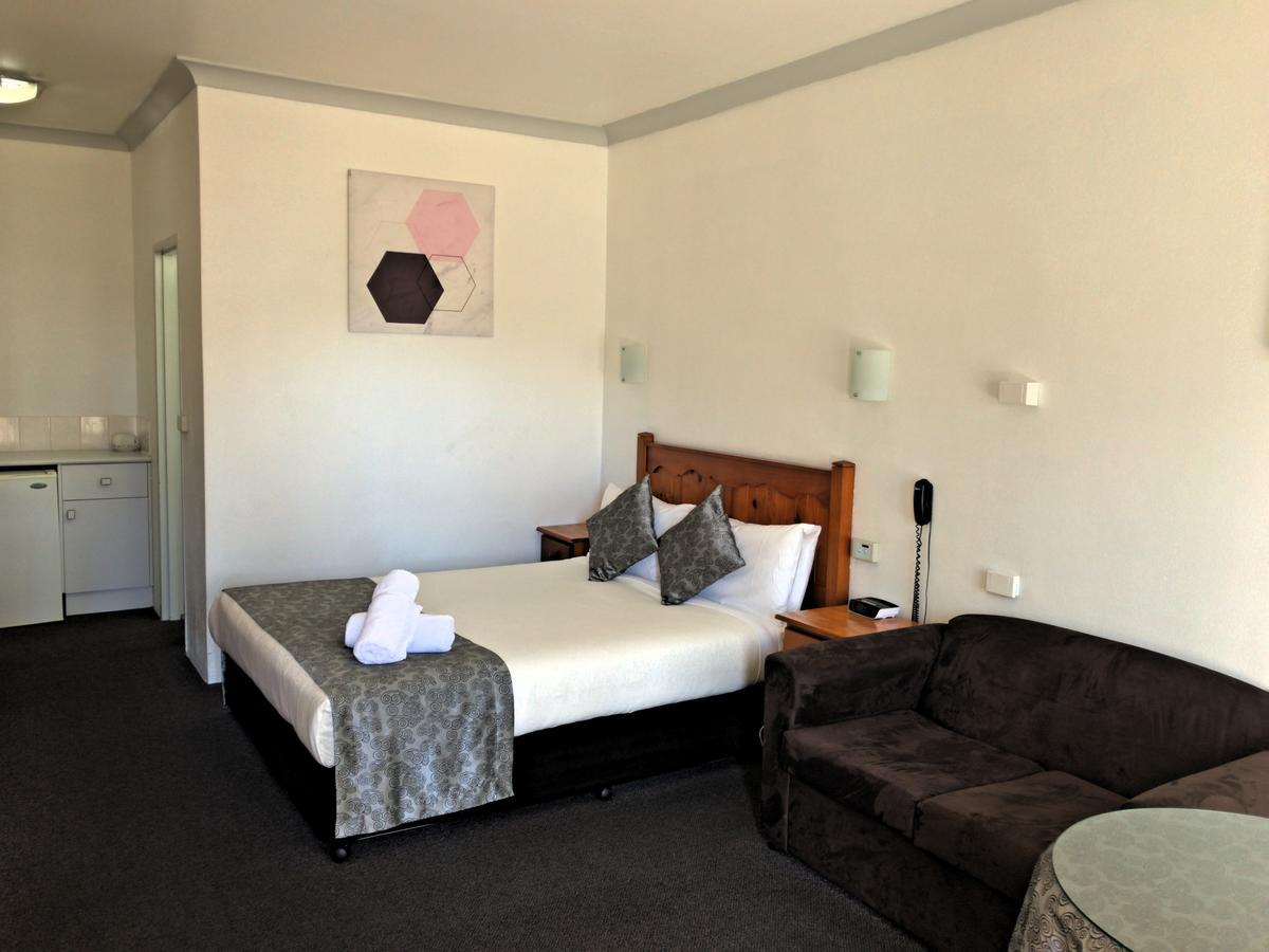 New England Motor Inn Armidale Exterior photo